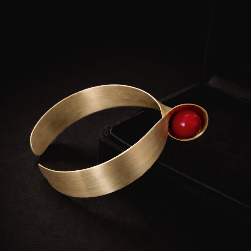 To Lift Bracelet